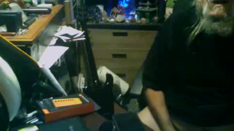 Snapshot of johnnyshung1 chatting on 10, 1, 2026 johnnyshung1 online show from 10, 1, 2026