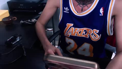 johnsonisaac94  online show from 5, 2, 2025