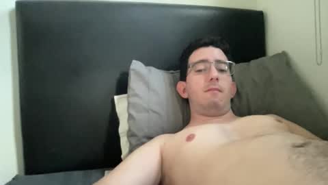Snapshot of johnukber chatting on 26, 4, 2026 John Ukber online show from 26, 4, 2026
