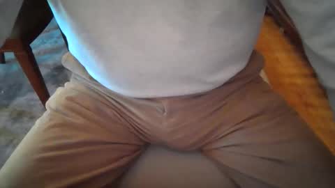 Snapshot of johnxxx549 chatting on 1, 12, 2025 johnxxx549 online show from 1, 12, 2025