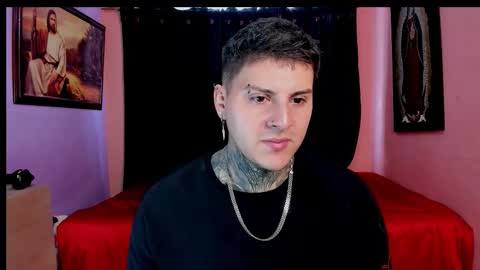 Snapshot of johny_multicum chatting on 17, 11, 2025 Johny online show from 17, 11, 2025