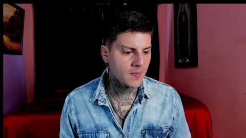 Snapshot of johny_multicum chatting on 21, 11, 2025 Johny online show from 21, 11, 2025