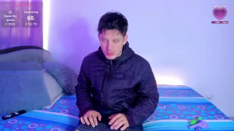 Snapshot of johnycooper08 chatting on 19, 6, 2026 johnycooper08 online show from 19, 6, 2026