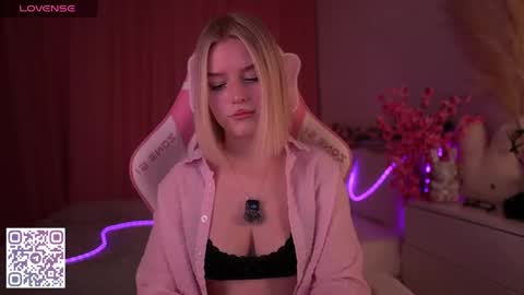 Paula online show from 12, 4, 2026