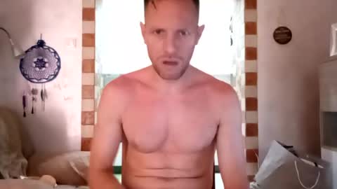 jojo19844 online show from 12, 7, 2026