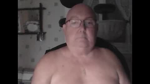 Snapshot of jojo60000529566 chatting on 2, 12, 2024 jojo60000529566 online show from 2, 12, 2024