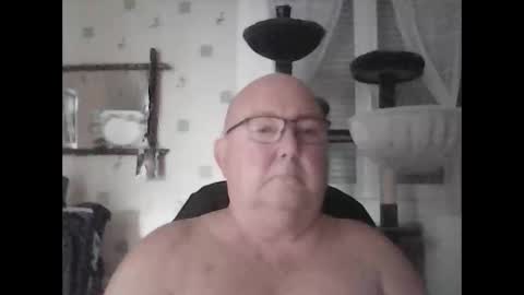 Snapshot of jojo60000529566 chatting on 7, 1, 2025 jojo60000529566 online show from 7, 1, 2025