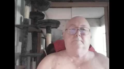 Snapshot of jojo60000529566 chatting on 3, 2, 2025 jojo60000529566 online show from 3, 2, 2025