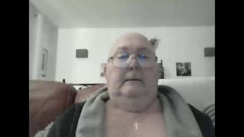 Snapshot of jojo60000529566 chatting on 5, 3, 2025 jojo60000529566 online show from 5, 3, 2025