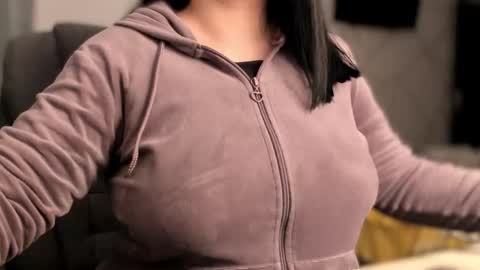 Jolene online show from 12, 3, 2025