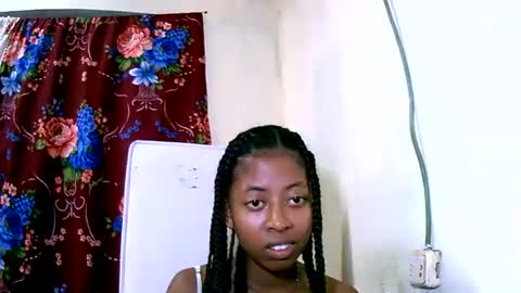Snapshot of joliekah27 chatting on 19, 1, 2025 joliekah27 online show from 19, 1, 2025