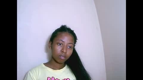 Snapshot of joliekah27 chatting on 10, 11, 2025 joliekah27 online show from 10, 11, 2025