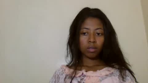 Snapshot of joliekah27 chatting on 20, 11, 2025 joliekah27 online show from 20, 11, 2025