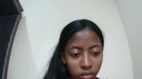 Snapshot of joliekah27 chatting on 16, 12, 2025 joliekah27 online show from 16, 12, 2025