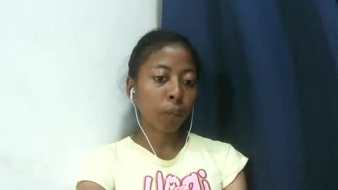 joliekah27 online show from 19, 2, 2026