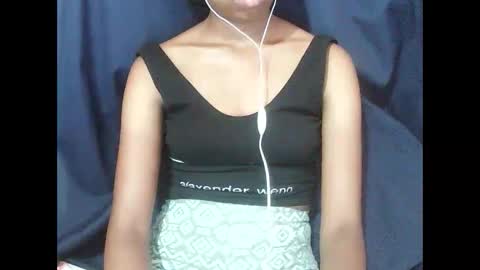 joliekah27 online show from 25, 2, 2026