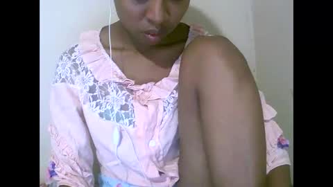 joliekah27 online show from 16, 4, 2026