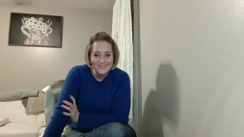 Snapshot of joliexx41 chatting on 6, 12, 2024 Jolie online show from 6, 12, 2024