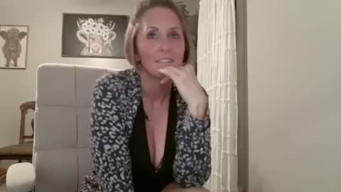 Snapshot of joliexx41 chatting on 13, 9, 2025 Jolie online show from 13, 9, 2025