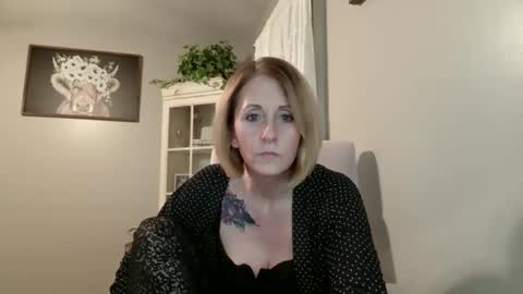 Snapshot of joliexx41 chatting on 11, 4, 2026 Jolie online show from 11, 4, 2026