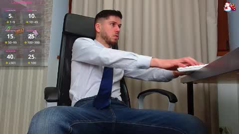 Snapshot of jonahshaw chatting on 16, 12, 2025 JonahShaw online show from 16, 12, 2025