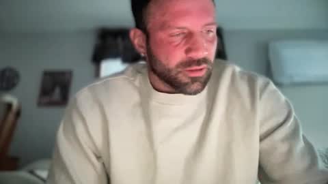 Snapshot of jonariesxxx chatting on 3, 2, 2026 Jon Aries online show from 3, 2, 2026