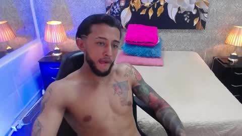 Snapshot of jonas_conor chatting on 8, 9, 2025 Jonas online show from 8, 9, 2025