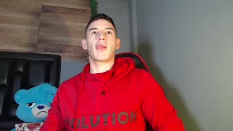 jonathancast08 online show from 7, 2, 2025