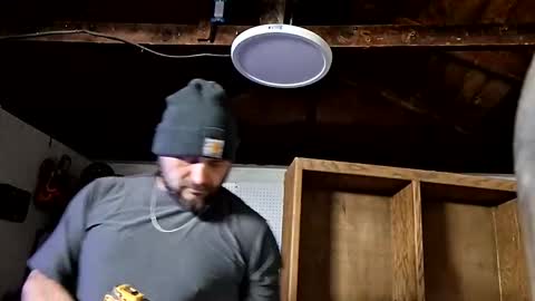 jonhenry247937876 online show from 22, 4, 2026