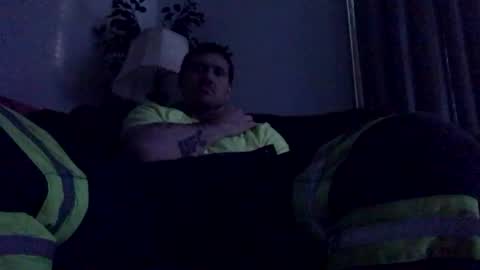 Snapshot of jonjon381840646 chatting on 28, 11, 2025 jonjon381840646 online show from 28, 11, 2025