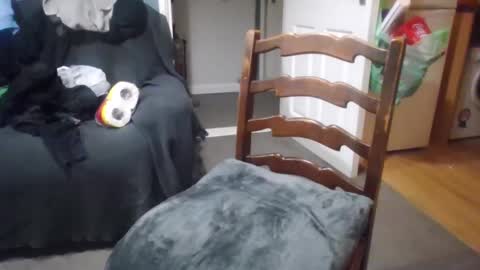 jonlow1 online show from 23, 12, 2024