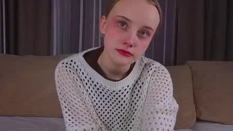 Snapshot of jonnienita chatting on 25, 2, 2026 Alice online show from 25, 2, 2026