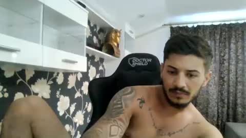 Snapshot of jonnyporn1 chatting on 1, 7, 2026 jonnyporn1 online show from 1, 7, 2026