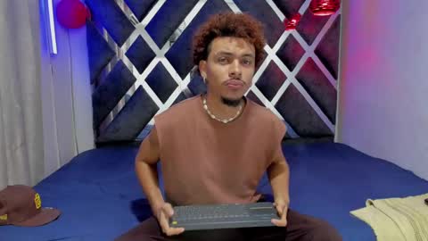 Snapshot of jordan_love7 chatting on 27, 2, 2025 jordan online show from 27, 2, 2025