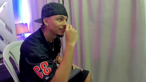 Snapshot of jordan_love7 chatting on 21, 9, 2025 jordan online show from 21, 9, 2025