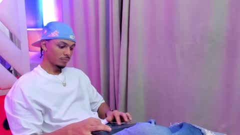 Snapshot of jordan_love7 chatting on 27, 9, 2025 jordan online show from 27, 9, 2025