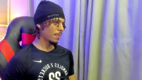 Snapshot of jordan_love7 chatting on 15, 10, 2025 jordan online show from 15, 10, 2025