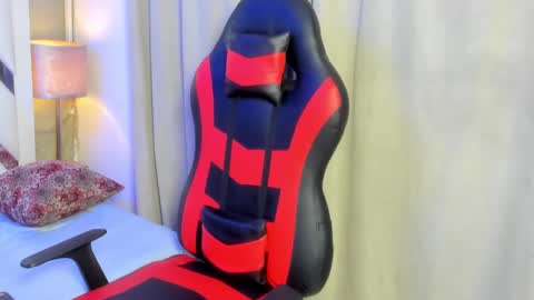 Snapshot of jordan_love7 chatting on 18, 10, 2025 jordan online show from 18, 10, 2025