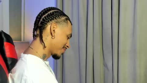 Snapshot of jordan_love7 chatting on 19, 11, 2025 jordan online show from 19, 11, 2025