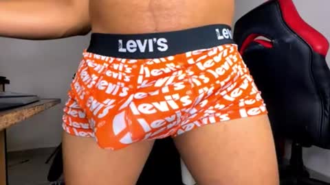 Snapshot of jordylatin202 chatting on 23, 11, 2025 DAVID online show from 23, 11, 2025