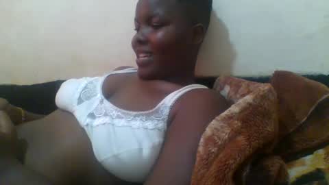 Snapshot of jos_lynn chatting on 18, 11, 2025 jos_lynn online show from 18, 11, 2025