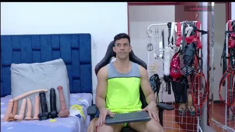 jose_rumbero91 online show from 11, 5, 2026