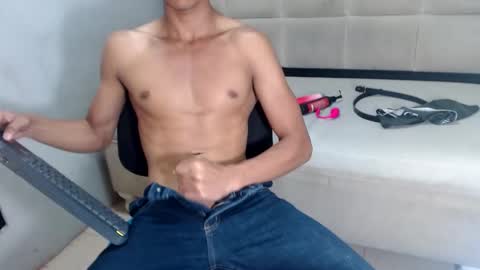 jose_sexycumm online show from 28, 1, 2025