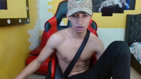 jose_sexycumm online show from 11, 9, 2025