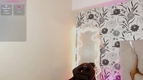 Snapshot of joselyn_tay chatting on 22, 11, 2025 Joselyn online show from 22, 11, 2025