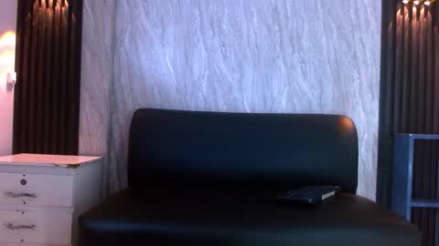 Joseph Gonzalez online show from 5, 1, 2026