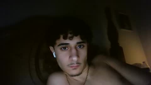 Snapshot of josephsafadi6 chatting on 18, 12, 2025 josephsafadi6 online show from 18, 12, 2025