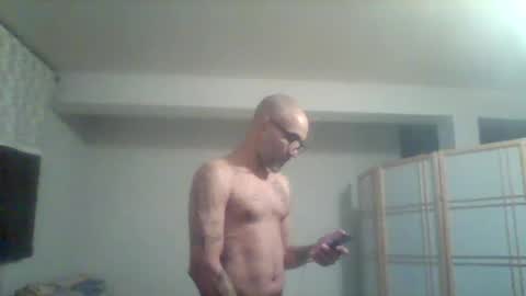 Snapshot of josephwj chatting on 9, 3, 2026 Br33z3 online show from 9, 3, 2026