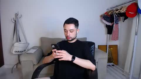Snapshot of josezaens_ chatting on 24, 10, 2025 josezaens_ online show from 24, 10, 2025