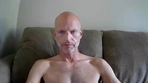 Snapshot of joshking2017 chatting on 9, 6, 2026 joshking2017 online show from 9, 6, 2026